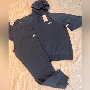Nike sweat suit